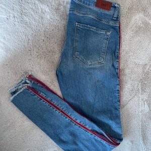 Zara jeans